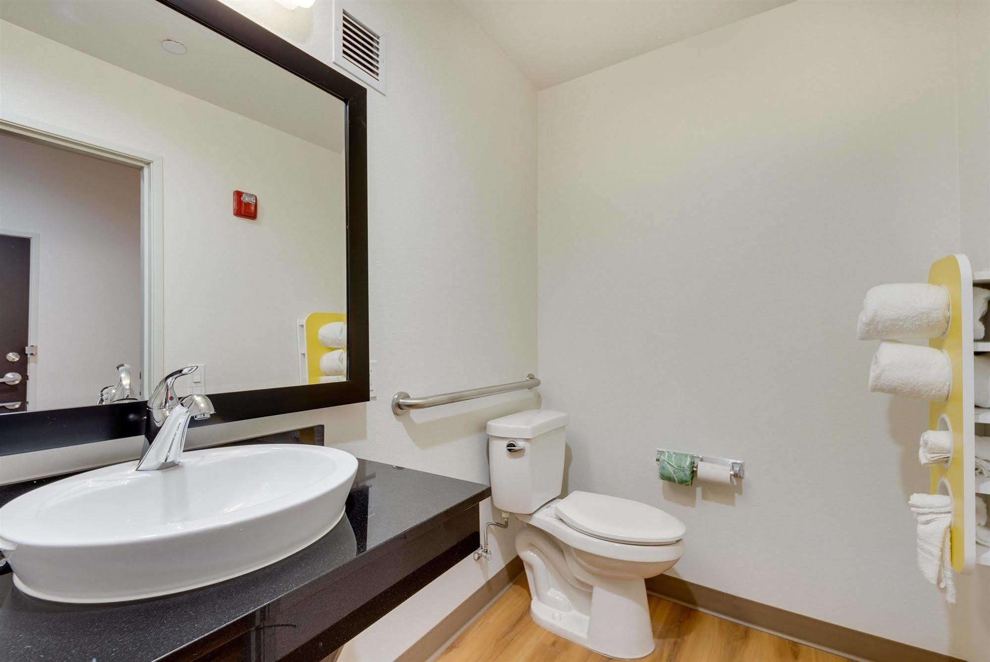 Motel 6-Tulsa, Ok Catoosa ภายนอก รูปภาพ